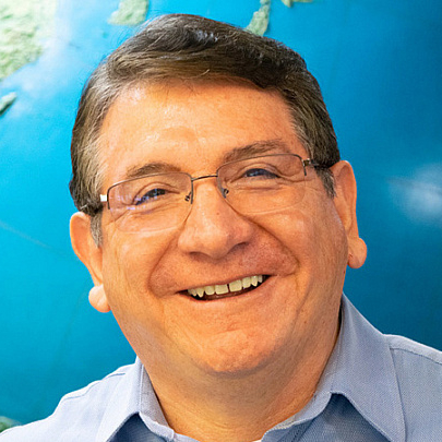 Dr. Fausto Sarmiento